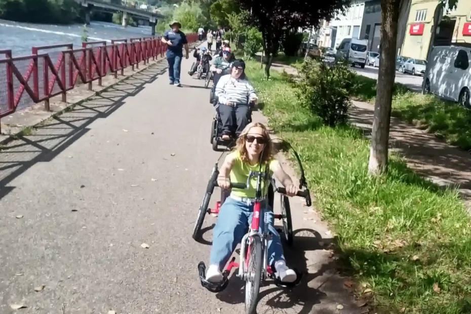 handbike senda fluvial del río caudal